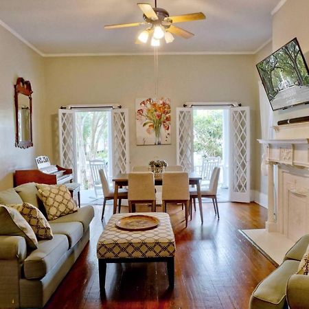 Comfortable Escape In Historic Downtown Savannah Exterior photo
