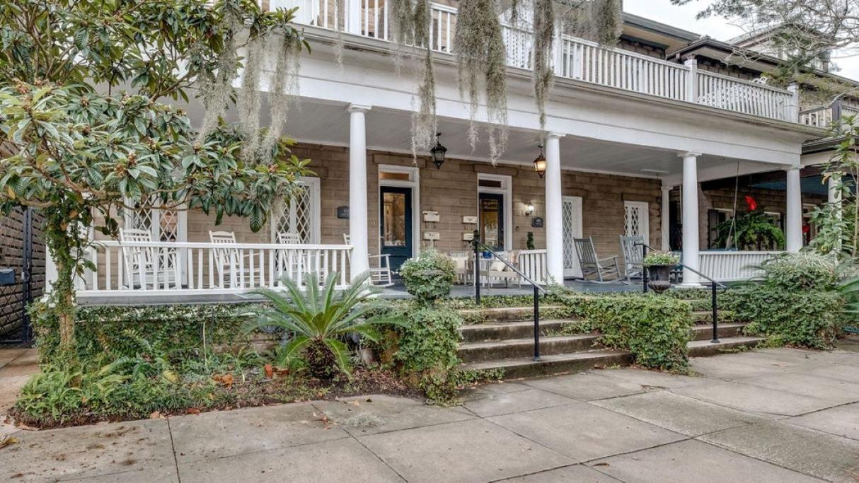 Comfortable Escape In Historic Downtown Savannah Exterior photo