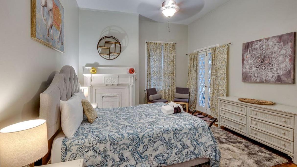 Comfortable Escape In Historic Downtown Savannah Exterior photo